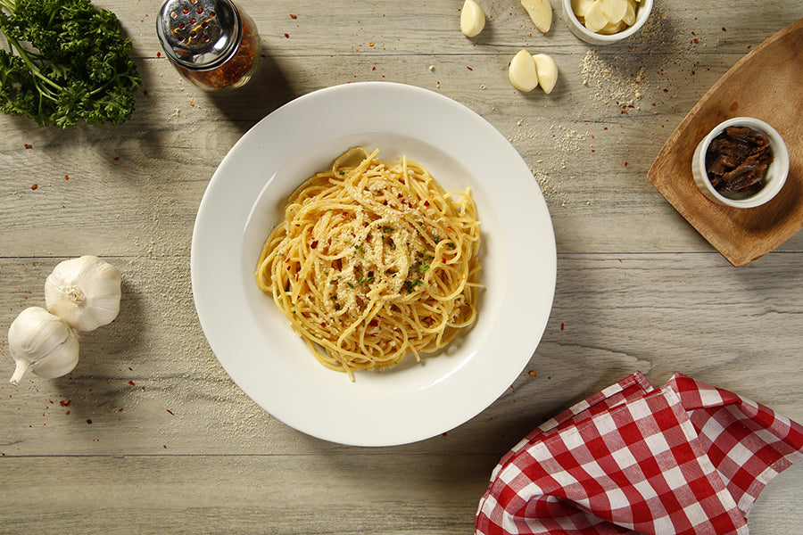 Spaghetti Aglio Olio E Pepperoncino Pasta 1